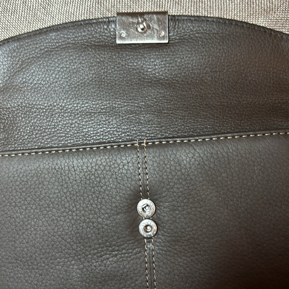 Kenneth Cole Brown Leather Long Snap front Wallet - Picture 11 of 11